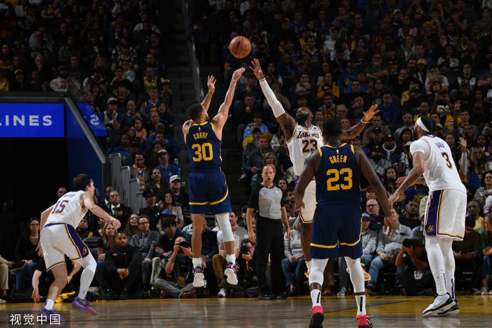 消费者纷纷 消费者纷纷