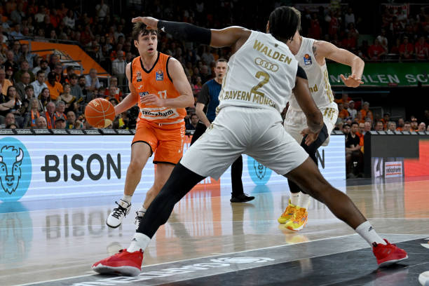 绿军找回强 绿军找回强