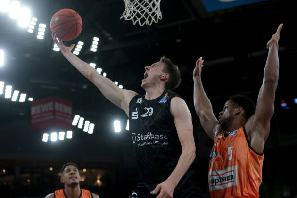 更是攻防转 更是攻防转