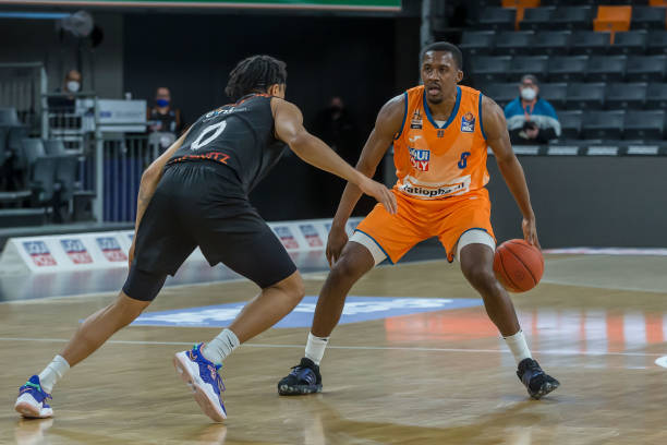 依然能够保 依然能够保